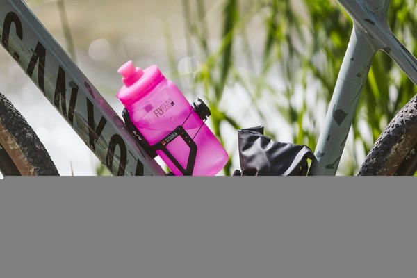 Bidon Fly Tex / clear pink / 550 ml, 51 g, Durchmesser 74 mm