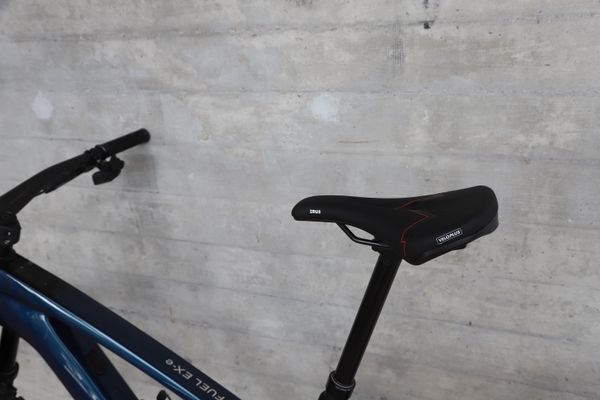ZEUS E-MTB Sattel / schwarz / 145mm