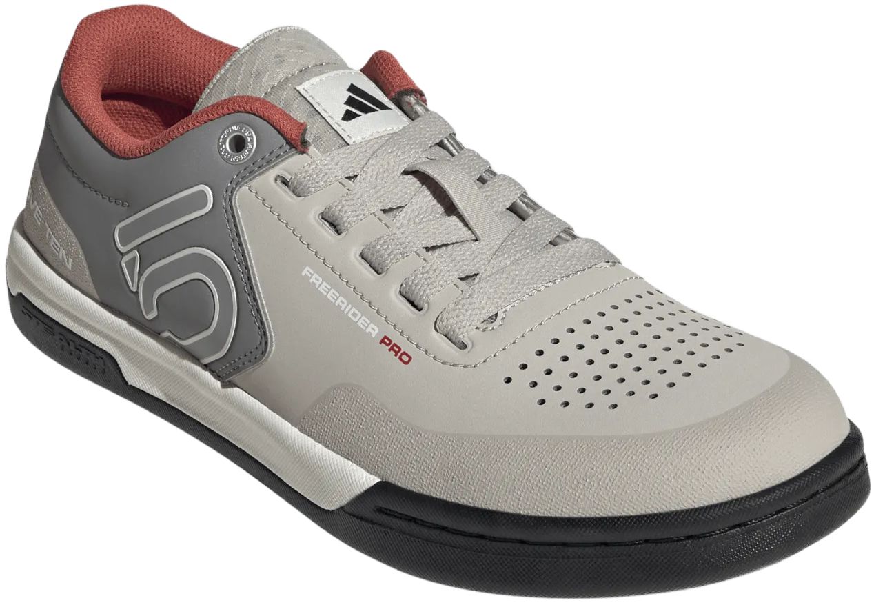 FREERIDER PRO Flatpedalschuhe / wonalu/owhite / 42 (UK8)