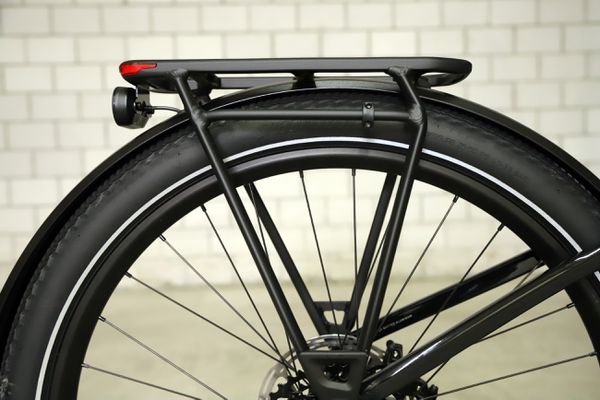 VADO 5.0 NB E-City- und Alltagsvelo / cast black  silver reflective / L