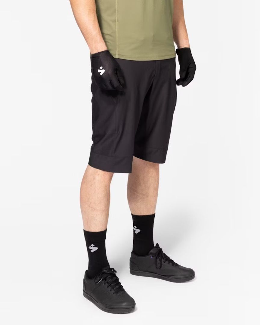 Sweet Protection Hunter II Light Shorts M / schwarz / L