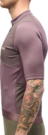 ODYSSEY MERINO Herren-Gravel-Kurzarmtrikot / raisin purple / XL
