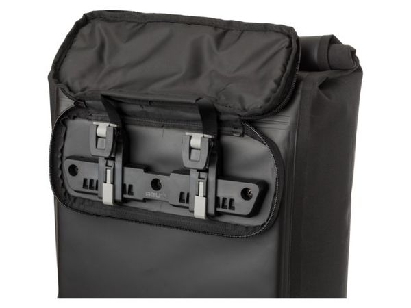 Clean Single Bike Bag/Backpack SHELTER / black