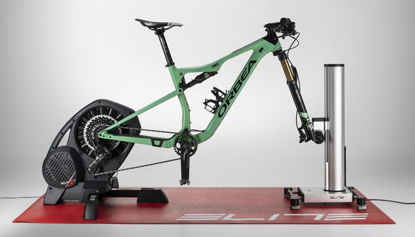 Neigungssimulator Rizer mit integrierter Lenkfunktion / silber