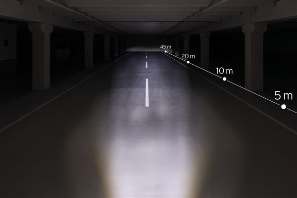LUMOTEC IQ2 EYC T SENSO PLUS LED-Dynamoscheinwerfer 50lx / schwarz