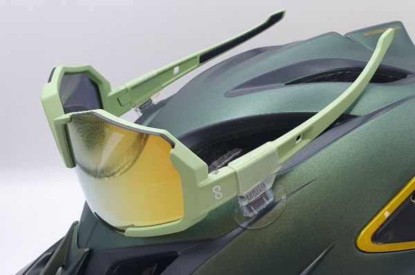 STIQX magnetische Brillenhalterung / transparent / M