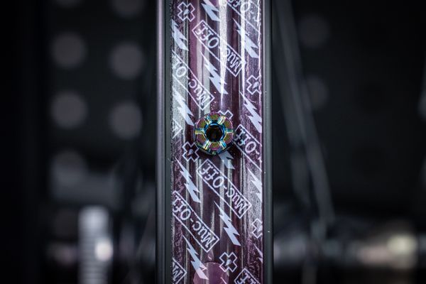 V2 Tubeless Ventil Kit / Iridescent / 60 mm