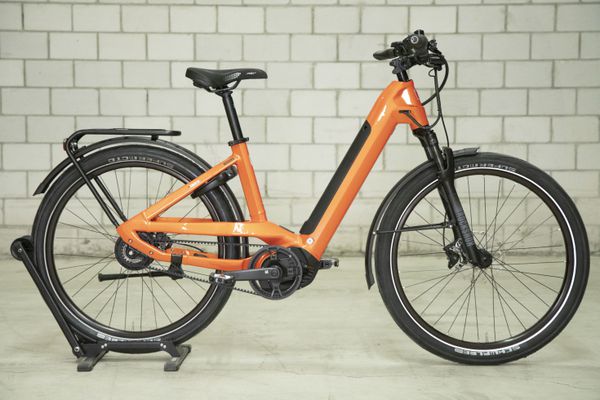 eMISSION  NEO+ Riemen E-City- und Alltagsvelo / sunset orange / 46 CM