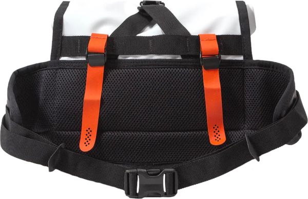 Utility Hip Pack White / weiss / 28 x 36 x 3 cm, 6 l