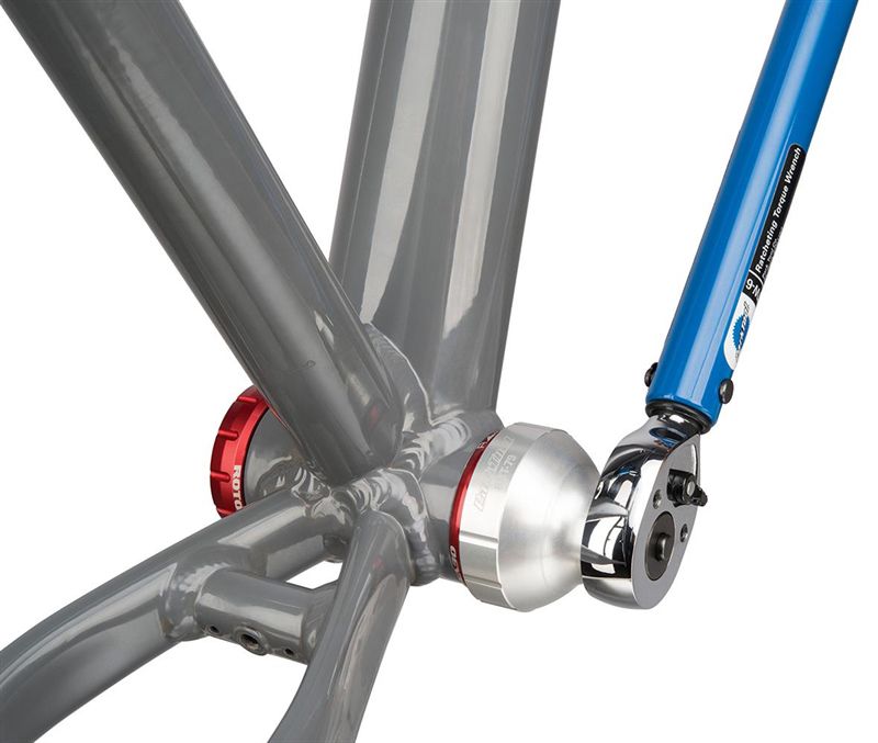 BBT-79 Tretlagerwerkzeug für SRAM DUB, Race Face Cinch, Rotor u.a. / silber