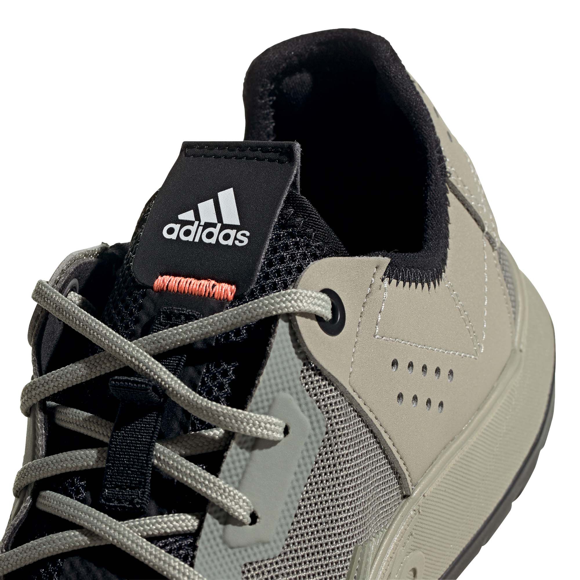 TRAILCROSS LT Damen-Flatschuhe / leggrn/sigcor/cblack / 36