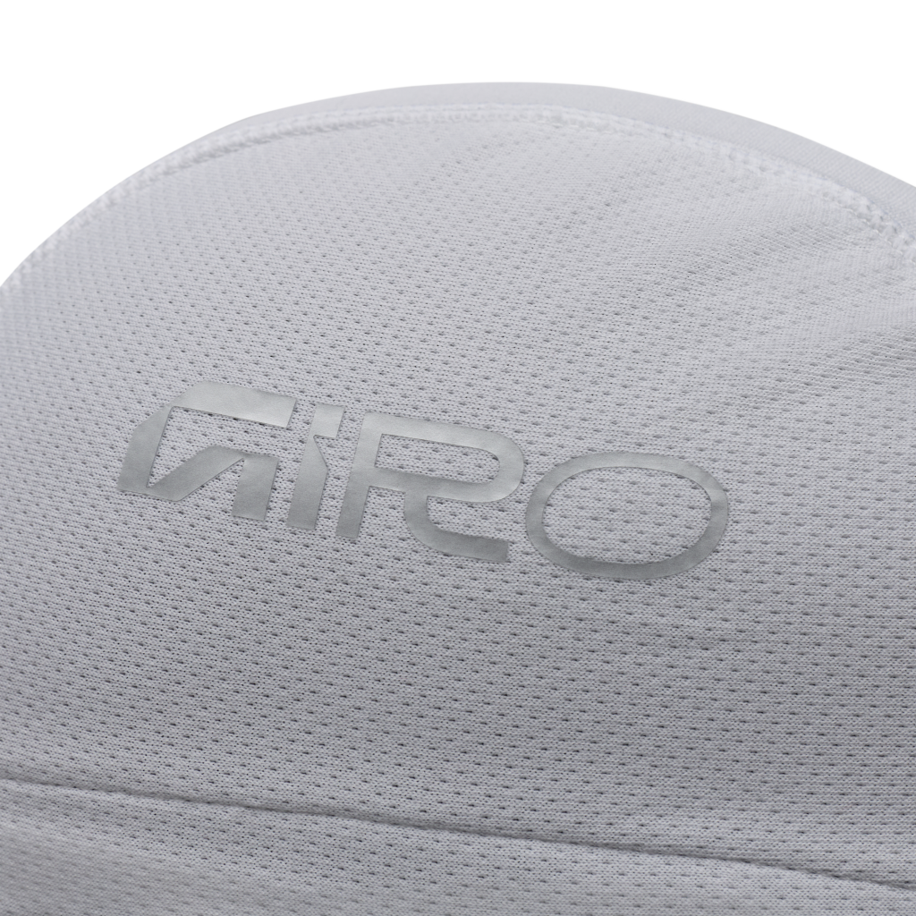 SPF 30 Ultralight Skull Cap / white