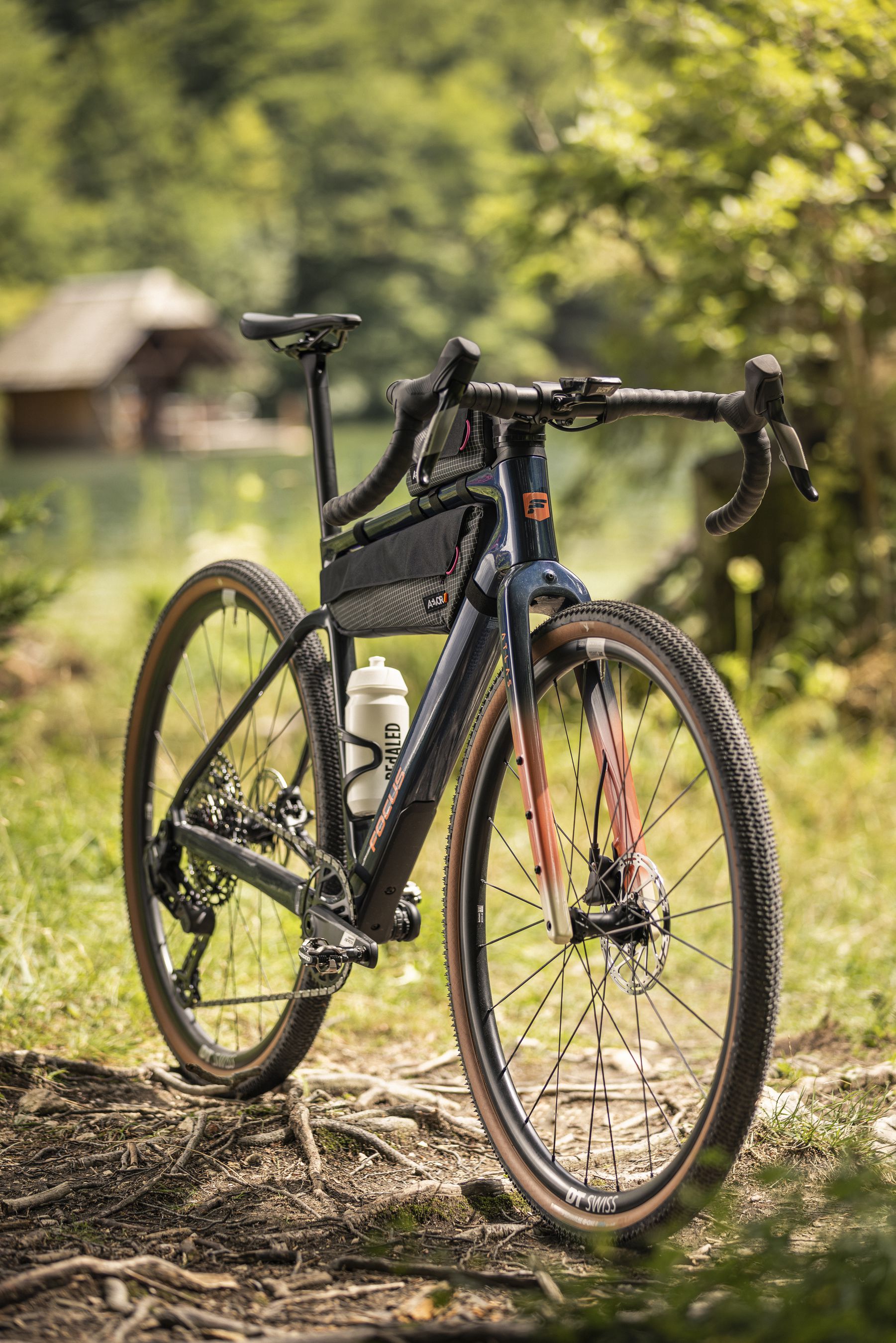 ATLAS 8.8 Gravelbike / Azurblue/Diamondblack / S