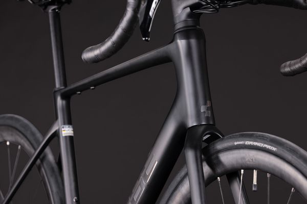 ATTAIN C:62 RACE Rennvelo / carbon/coalchrome / 53 CM