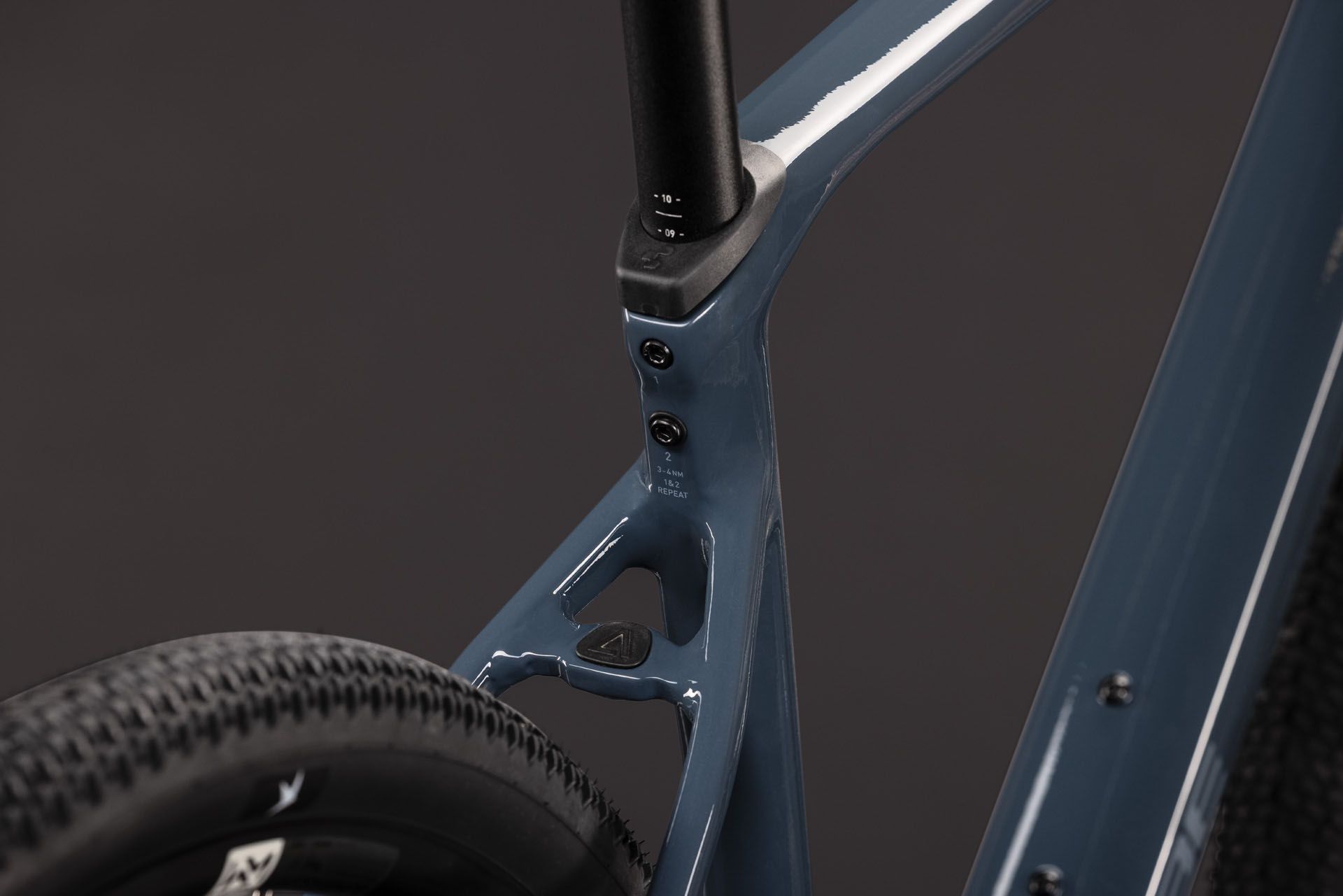 NUROAD RACE Gravelbike /inkgrey / M
