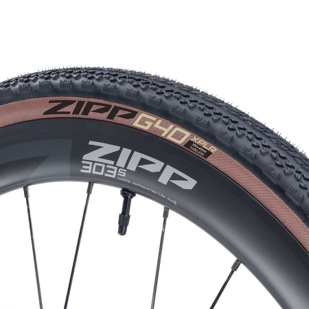 Tire G40 XPLR Clincher Puncture Resistant / black tan sidewall /