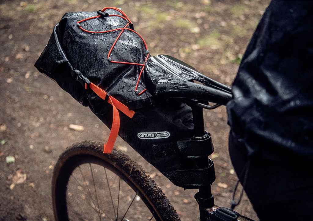 Seatpack Satteltasche von Ortlieb. Bikepacking-Zubehör für Abenteuer.