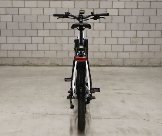 ZING GEN 2 mittel E-City- und Alltagvelo / weiss / L