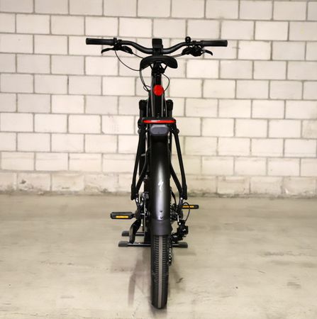 VADO 5.0 NB E-City- und Alltagsvelo / cast black  silver reflective / L