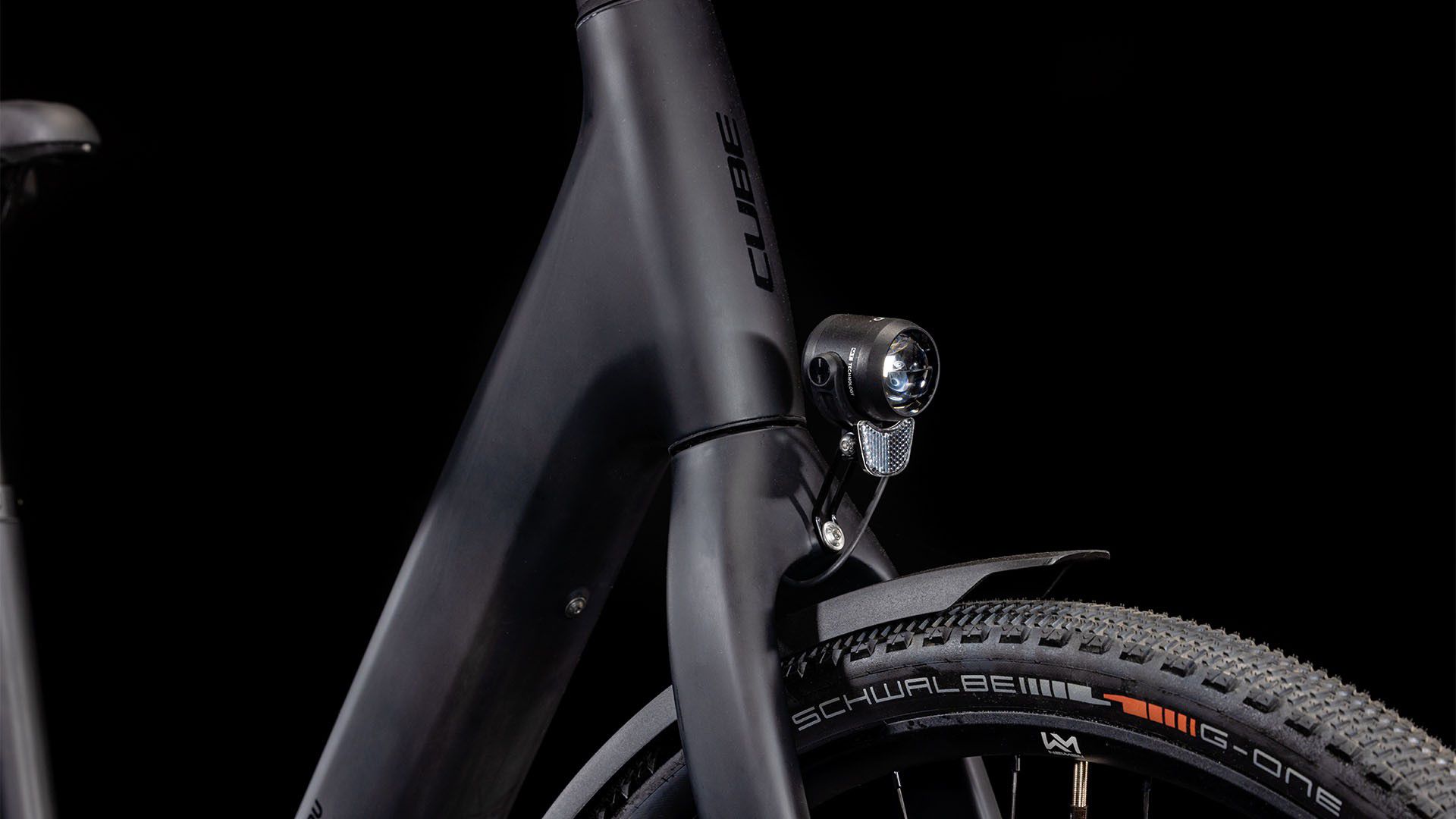 KATHMANDU HYBRID C:62 E-City- und Alltagsvelo / carbon black / 58 CM