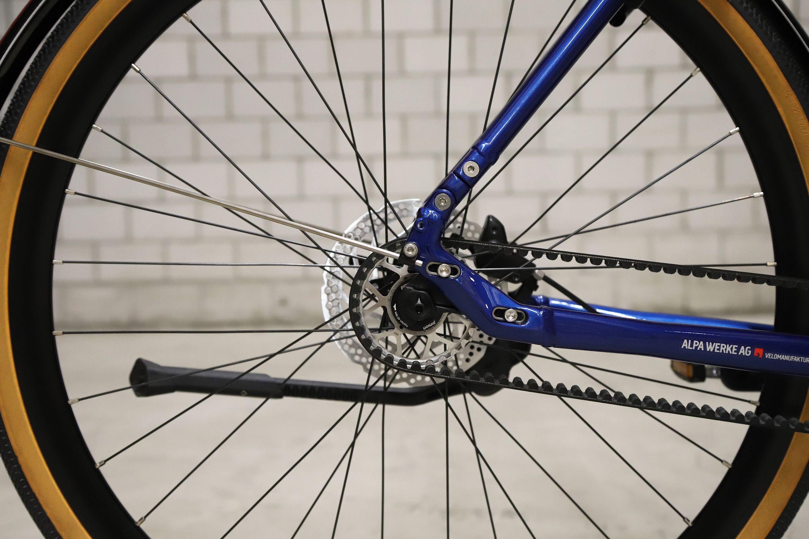 DAILY QUEST Pinion City- und Alltagsvelo / saphir blau glanz / 53 CM