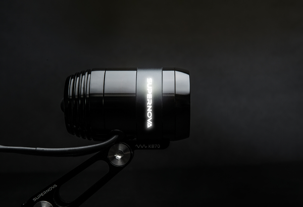 E3 PRO 2 Dynamo-Scheinwerfer 70lx / schwarz