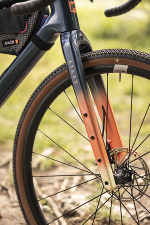 ATLAS 8.8 Gravelbike / Azurblue/Diamondblack / S