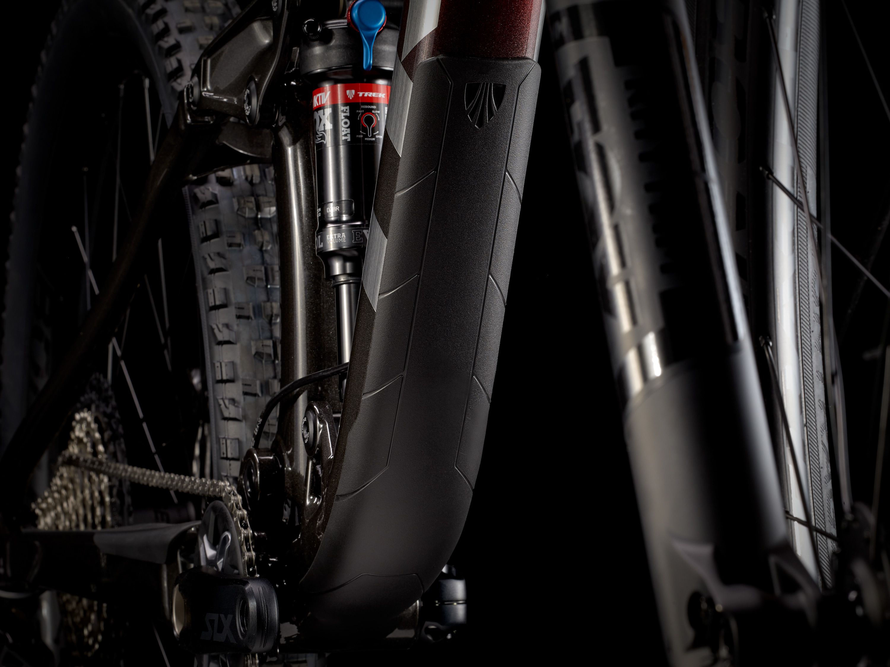 FUEL EX 8 XT MTB Fully / rot / S