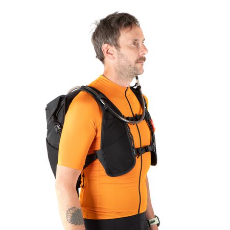 Rolltop Hydration Vest / schwarz / S/M