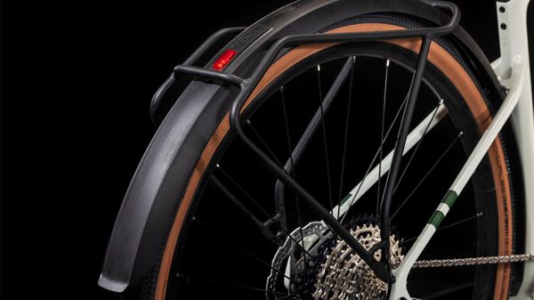 NUROAD HYBRID C:62 RACE FE E-Gravelbike / desertstone'n'green / L