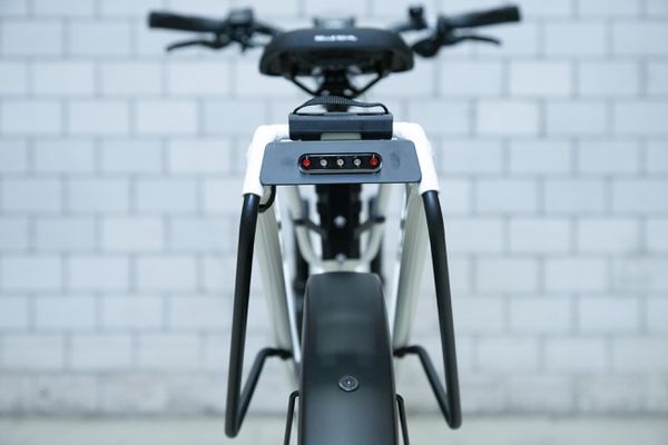 HOMAGE GT TOURING Crossover E-Bike / pearl white / 54 CM
