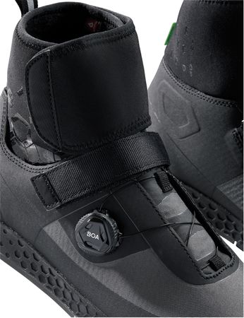 AM Moab Mid Winter STX Flatpedalschuh / black / 40