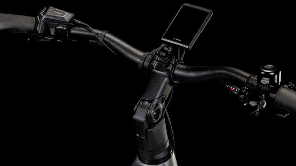 KATHMANDU HYBRID PRO 800 E-City und Alltagsvelo / slabgrey'n'chrome / 54 CM