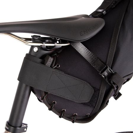 Saddle Bag 8 litres Black / schwarz / 40 x 16 x 16 cm, 8 l