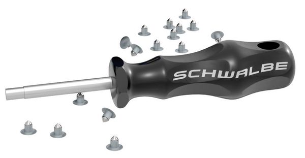 ERSATZ-SPIKES mit Werkzeug