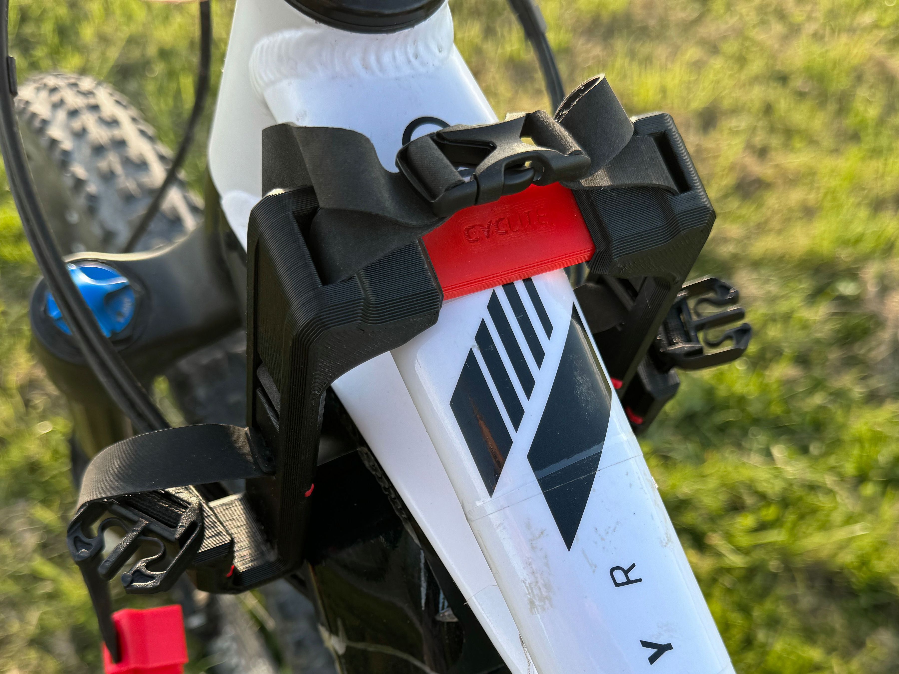 SKI RACK / 03 Skiträger für Velos / schwarz