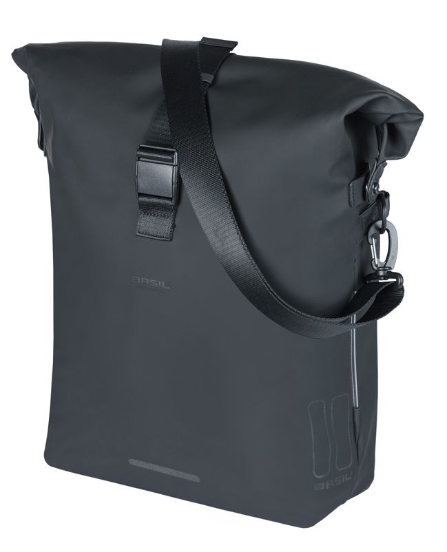 SoHo MIK STUDS Umhängetasche 17L / schwarz