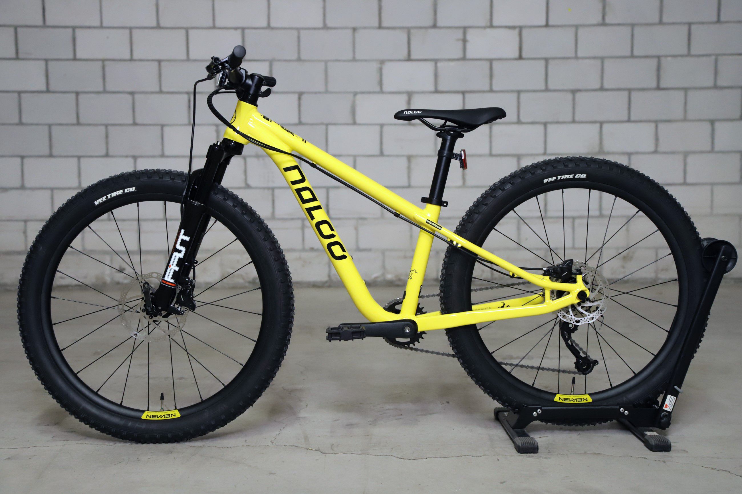 HILL BILL 24 MK2 Kinder- und Jugendvelo / yellow / 24 ZOLL