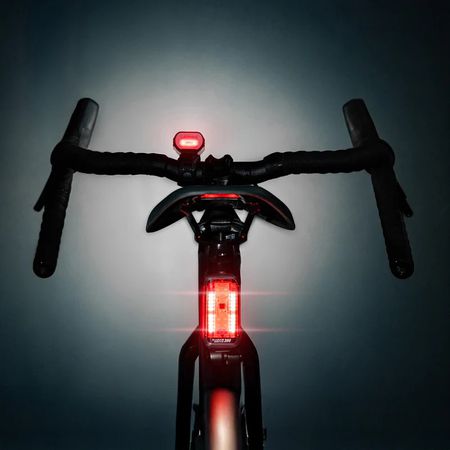 Radar React System Lichtset von LEZYNE / V.1`200 H.300 Lumen