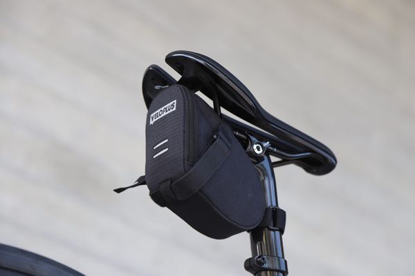 COLOMBE II Satteltasche / schwarz / 0.5 L