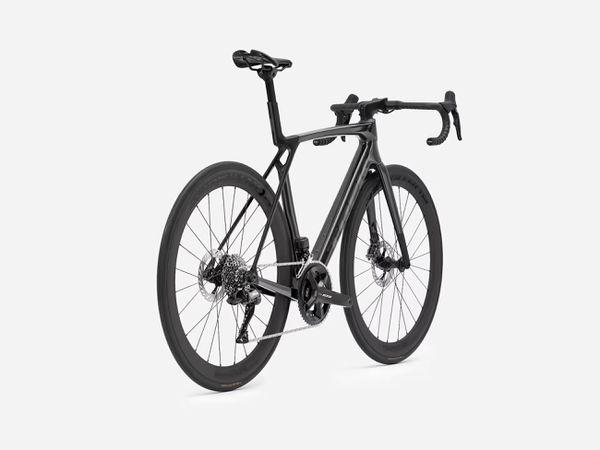 MADONE SL 6 Gen 8 Rennvelo / gloss dark / M