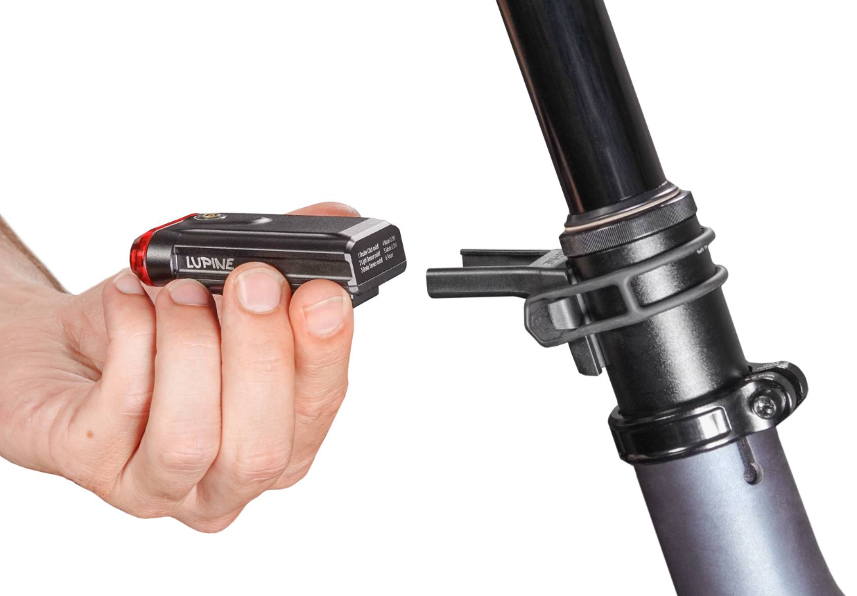 C14 MAG Halterung Sattelstütze
