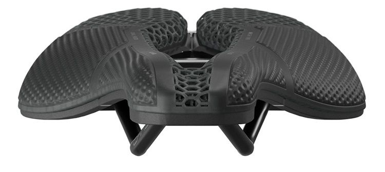 PRO Sattel Stealth Team 3D mit Öffnung schwarz / schwarz / 152 mm