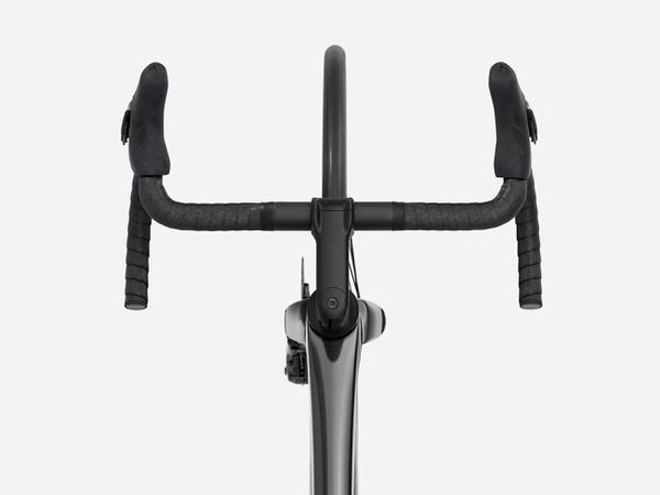 MADONE SL 6 Gen 8 Rennvelo / gloss dark / M