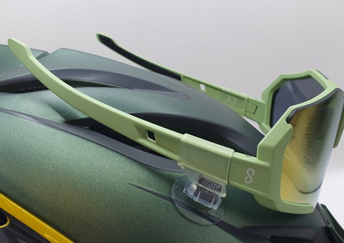 STIQX magnetische Brillenhalterung / transparent / M