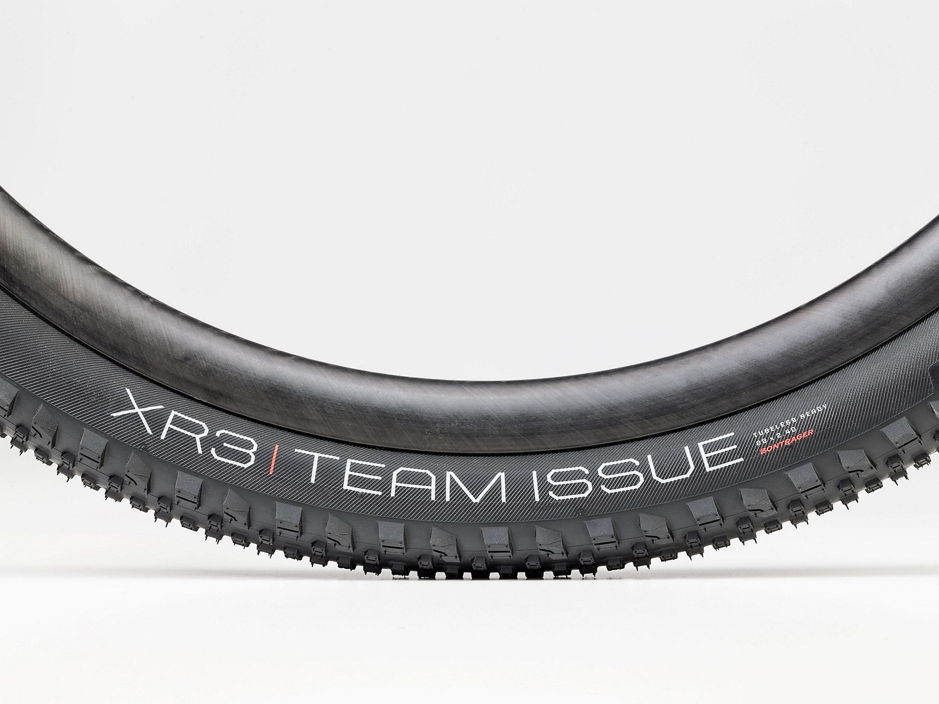 XR3 TEAM ISSUE MTB-Reifen / schwarz / 29" X 2.40"
