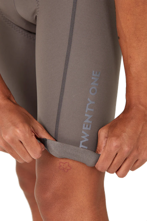 AIR Herren-Trägerhose / light brown / L