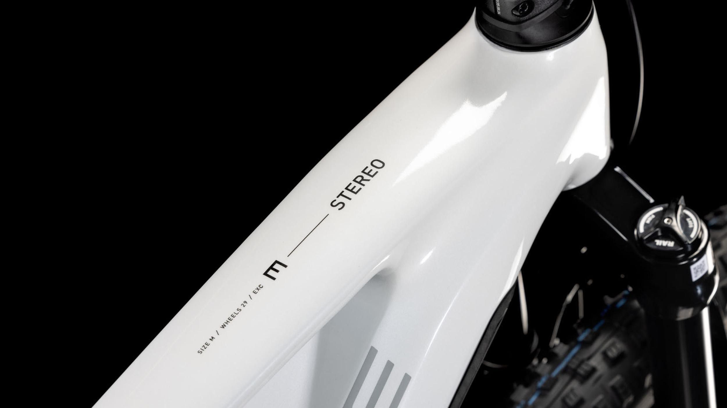 STEREO HYBRID ONE44 EXC 800 E-MTB Fully / metallicwhite'n'black / S