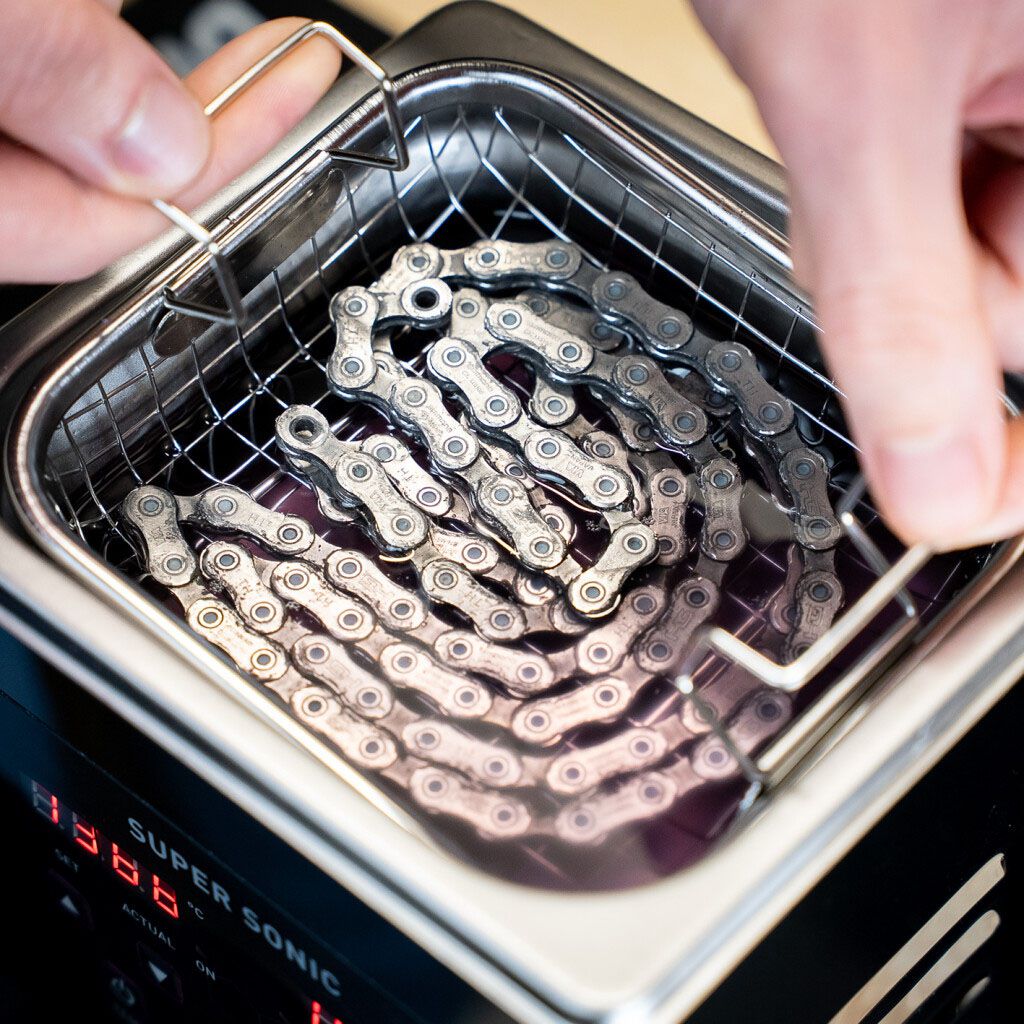 SUPER SONIC, Ultraschallreiniger für Velokette und Kleinteile / schwarz / Volumen 1.3l
