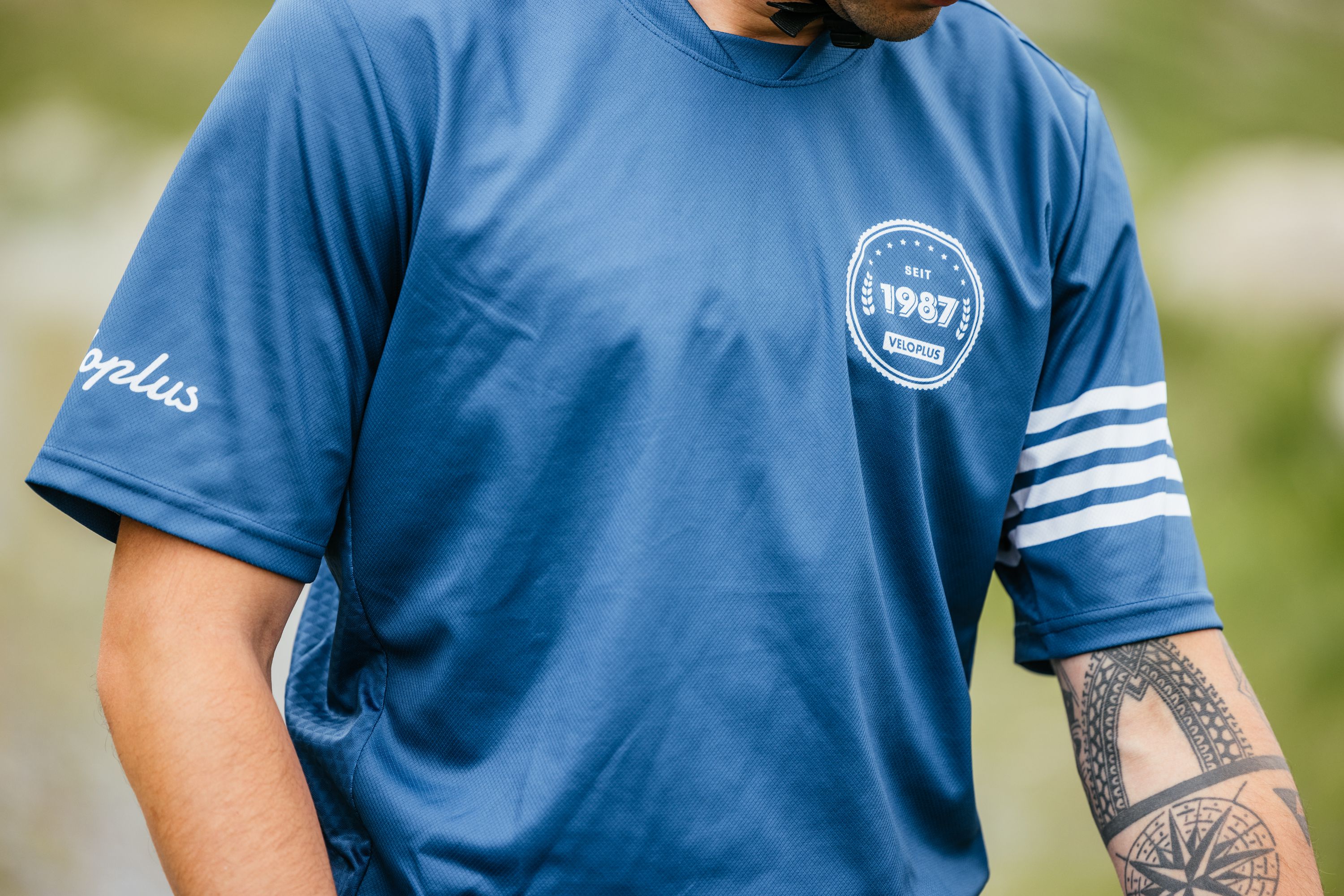 1987 TEAM Herren-Kurzarmshirt / dunkelblau / M